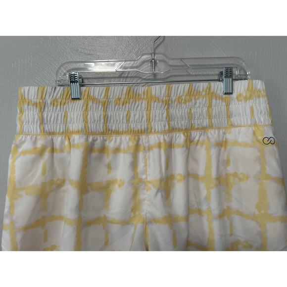 Calia by Carrie Underwood Shorts Women's White Yellow Athletic Yoga Running XL - Picture 2 of 10